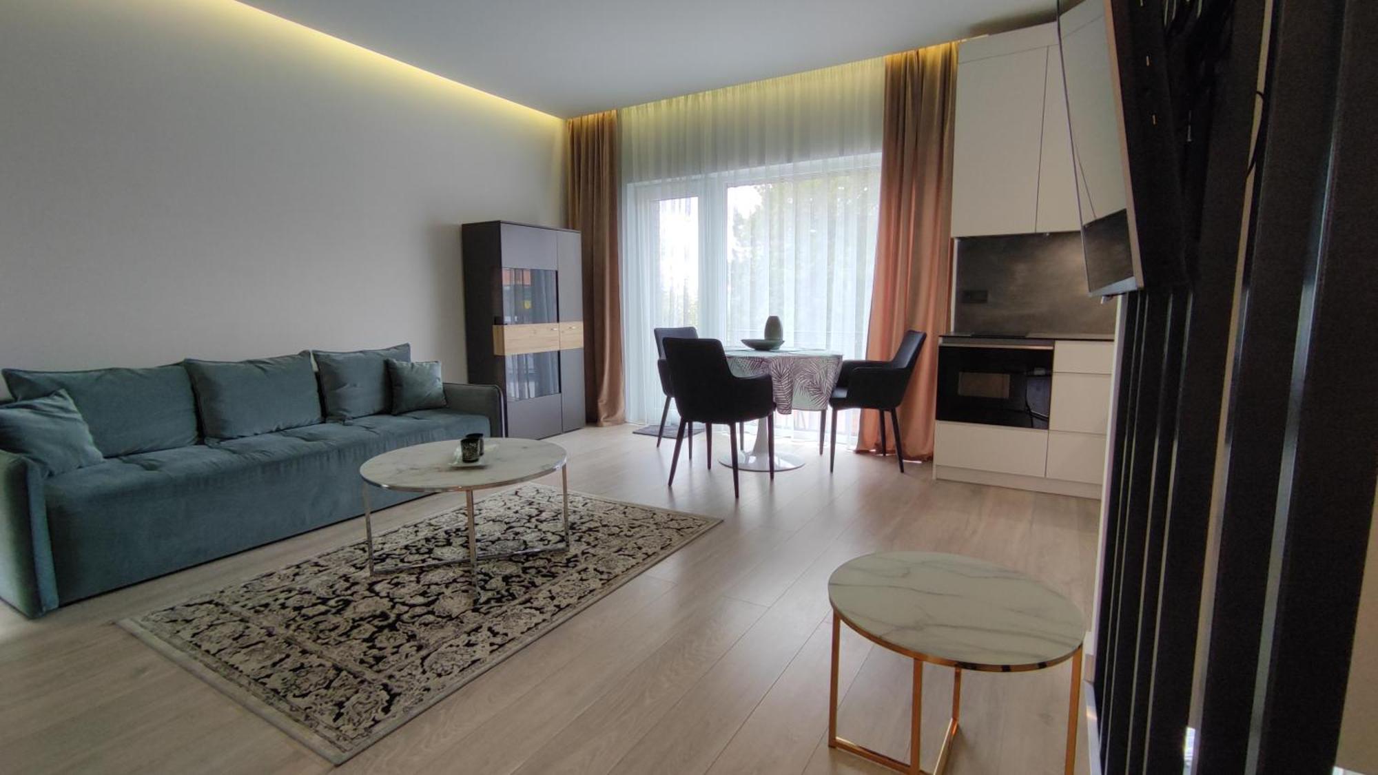 New J&R Apartment Near Girstutis, Free Private Parking & Self Check-In Kaunas Exteriör bild