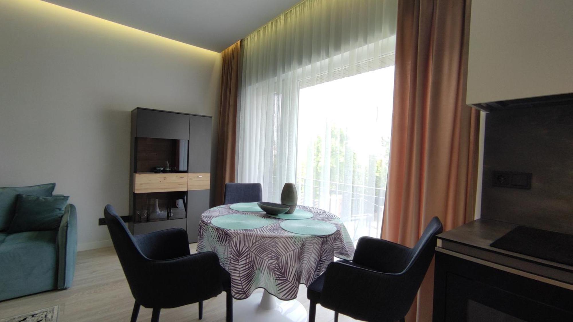 New J&R Apartment Near Girstutis, Free Private Parking & Self Check-In Kaunas Exteriör bild