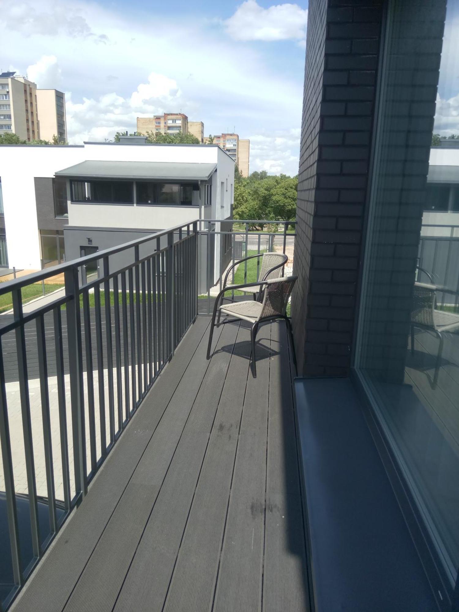 New J&R Apartment Near Girstutis, Free Private Parking & Self Check-In Kaunas Exteriör bild