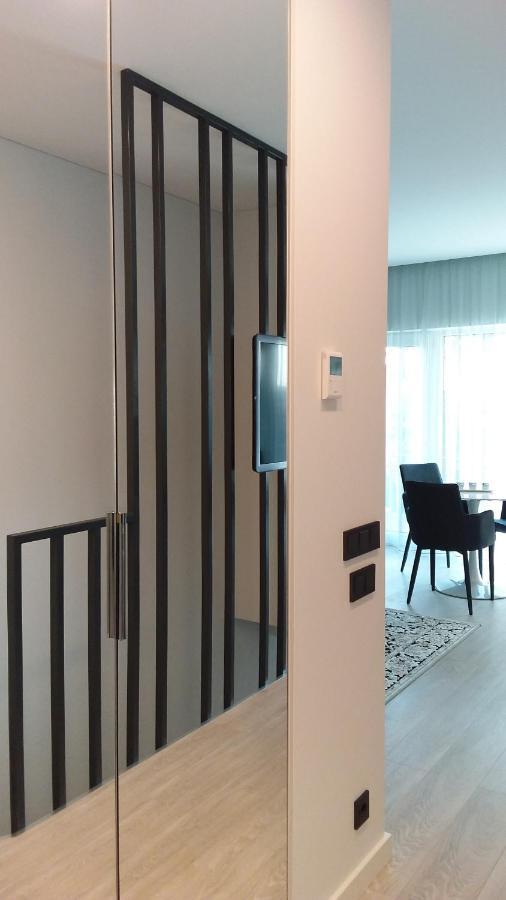 New J&R Apartment Near Girstutis, Free Private Parking & Self Check-In Kaunas Exteriör bild